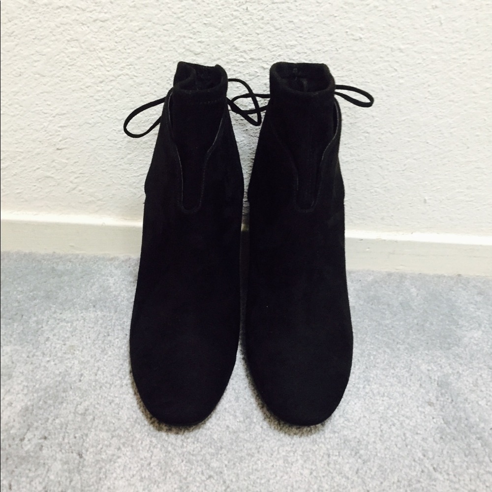 NWT Rare! Kendall+Kylie Black Suede Lace Up Boots - Picture 4 of 6